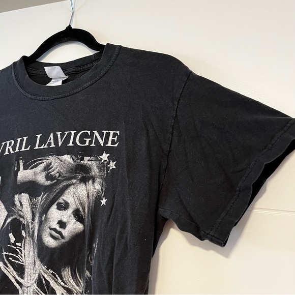 Avril Lavigne Vintage 2008 Tour Tee Shirt - Picture 3 of 13